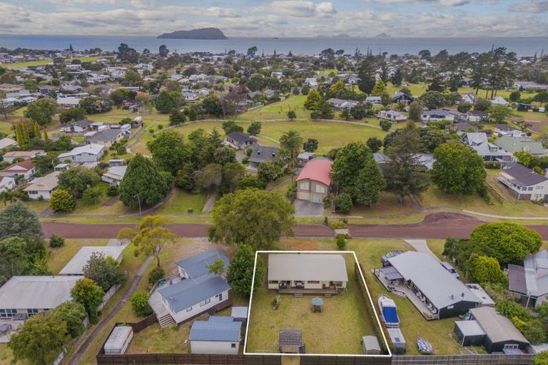 Photo of property in 14 Crown Reef, Pauanui, Hikuai, 3579
