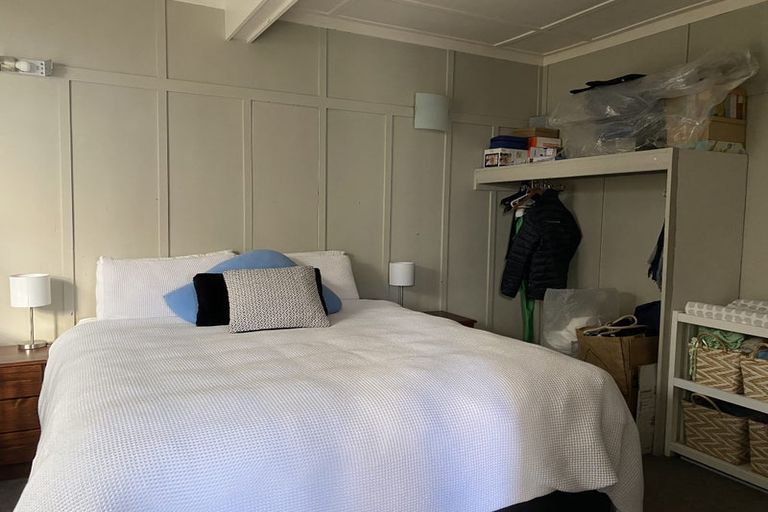 Photo of property in 18 Shoal Bay Road, Devonport, Auckland, 0624