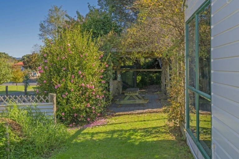 Photo of property in 147 Robinson Road, Whitianga, 3510