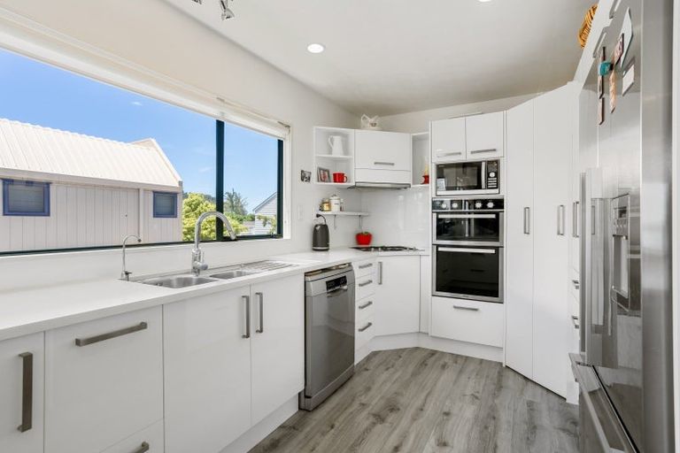 Photo of property in 620 Harbour View Road, Whangamata, 3620