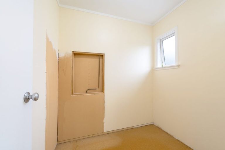 Photo of property in 131 Rathgar Road, Henderson, Auckland, 0610