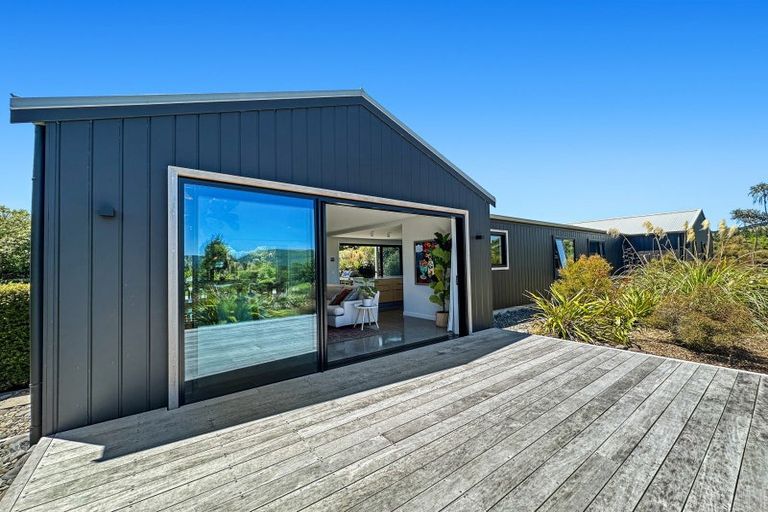 Photo of property in 46 Lacebark Drive, Kinloch, Taupo, 3377