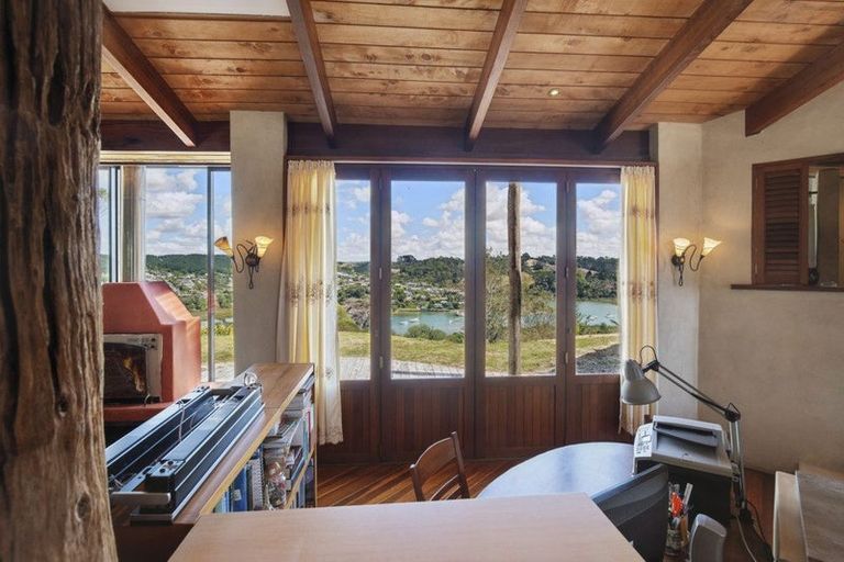 Photo of property in 90 Cedar Terrace, Stanmore Bay, Whangaparaoa, 0932