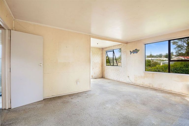 Photo of property in 1/9 Hydra Place, Glen Eden, Auckland, 0602