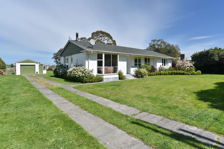 Photo of property in 123 Maddisons Road, Templeton, Christchurch, 8042