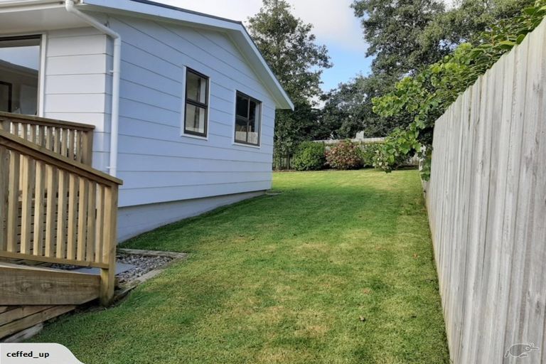 Photo of property in 9 Elgin Grove, Merrilands, New Plymouth, 4312