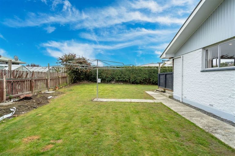 Photo of property in 3 Mcneil Street, Balclutha, 9230