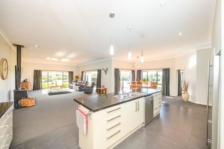 Photo of property in 544c Taonui Road, Colyton, Feilding, 4775