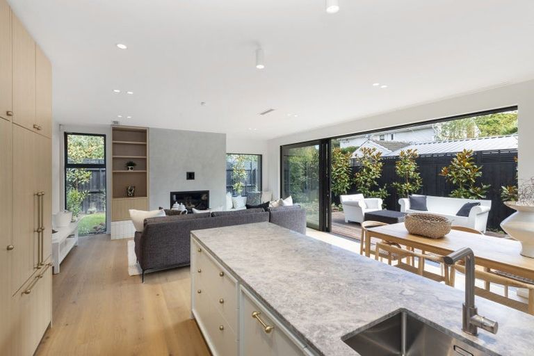 Photo of property in 65b Leinster Road, Merivale, Christchurch, 8014