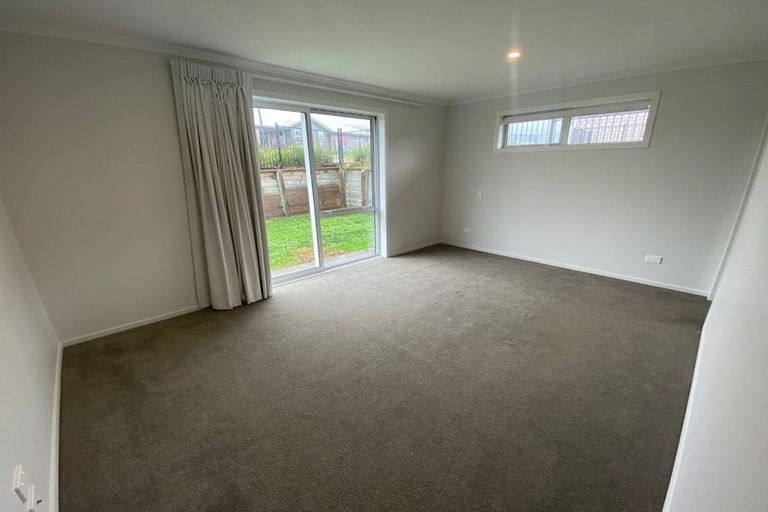 Photo of property in 2 Tangata Way, Omokoroa, 3114