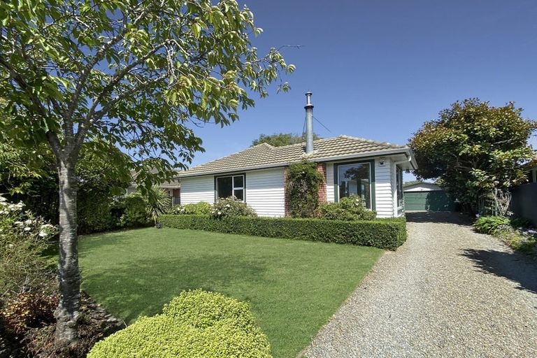 Photo of property in 8 Rollesby Street, Hoon Hay, Christchurch, 8025
