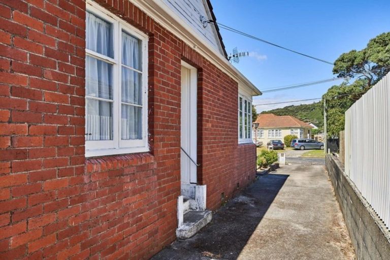 Photo of property in 3 Norris Grove, Taita, Lower Hutt, 5011