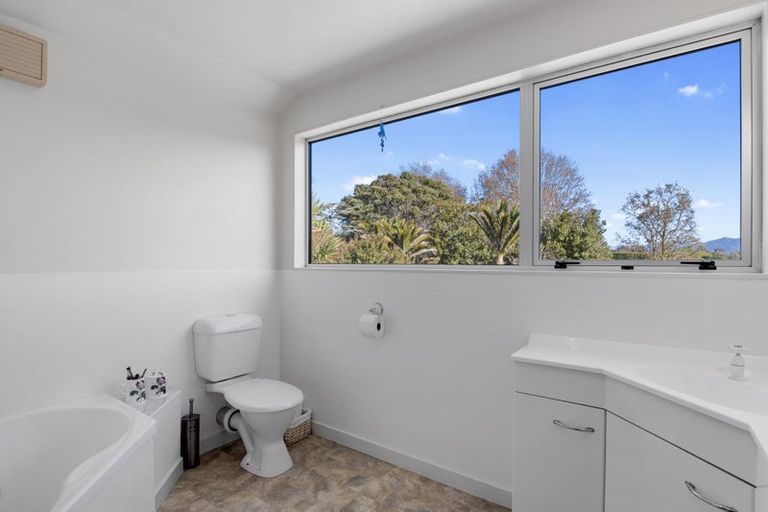 Photo of property in 14 Cliff Road, Tasman, Upper Moutere, 7173