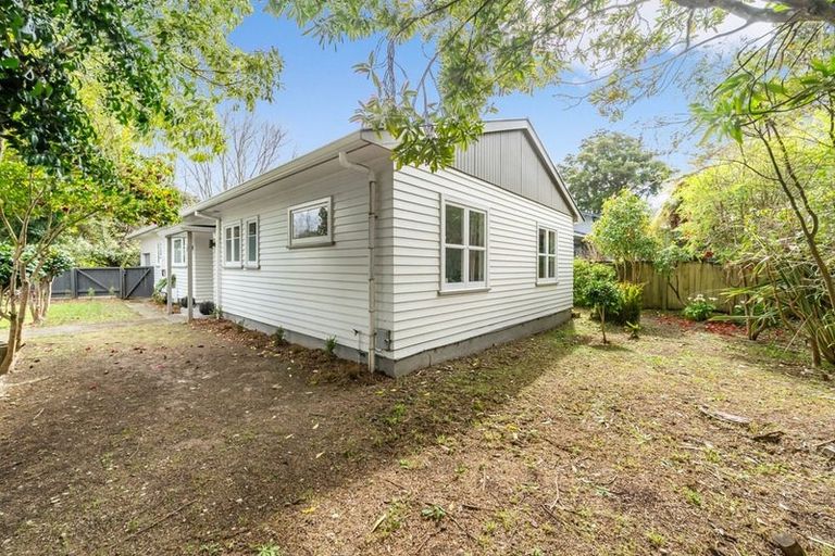Photo of property in 2 Wood Street, Wallaceville, Upper Hutt, 5018