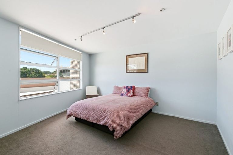 Photo of property in Vespa Apartments, 504/20 Hanson Street, Mount Cook, Wellington, 6021