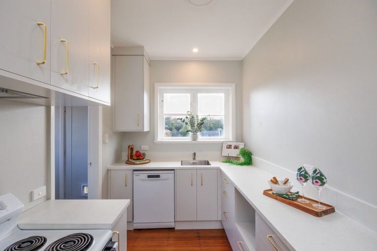 Photo of property in 45 Frederick Street, Terrace End, Palmerston North, 4410