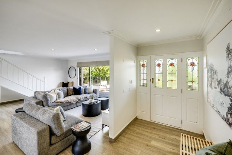 Photo of property in 37 Charles Street, Westshore, Napier, 4110