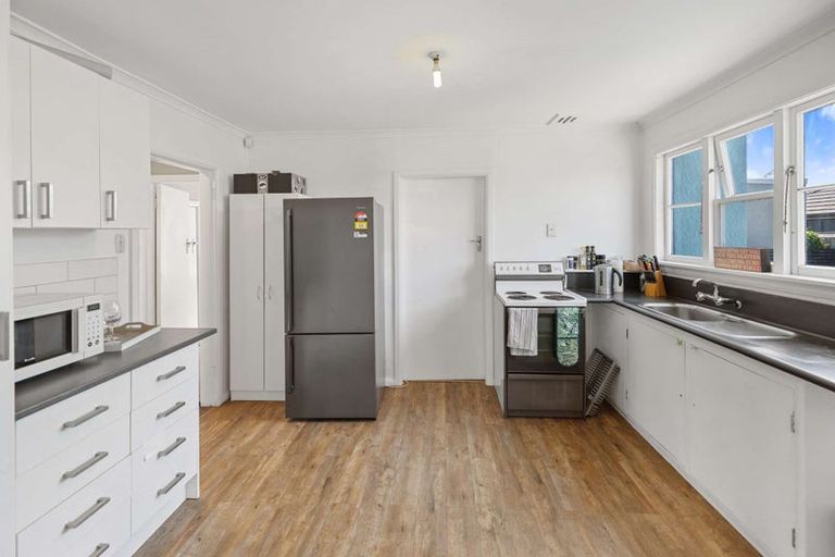 Photo of property in 323 Botanical Road, West End, Palmerston North, 4412