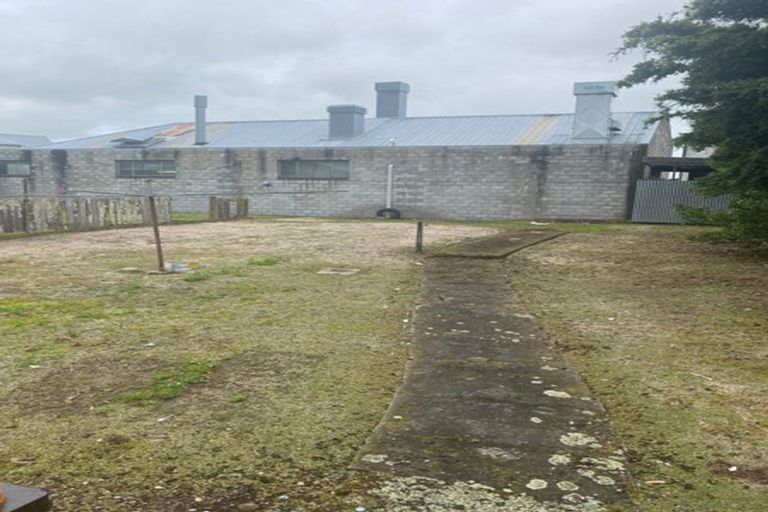 Photo of property in 22 Mcgiffert Street, Palmerston North, 4410