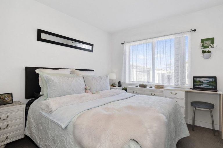 Photo of property in 11 Kamahi Crescent, Papamoa Beach, Papamoa, 3118