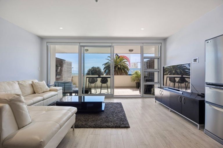 Photo of property in Latitude 41, 13/269 Wakefield Quay, Stepneyville, Nelson, 7010