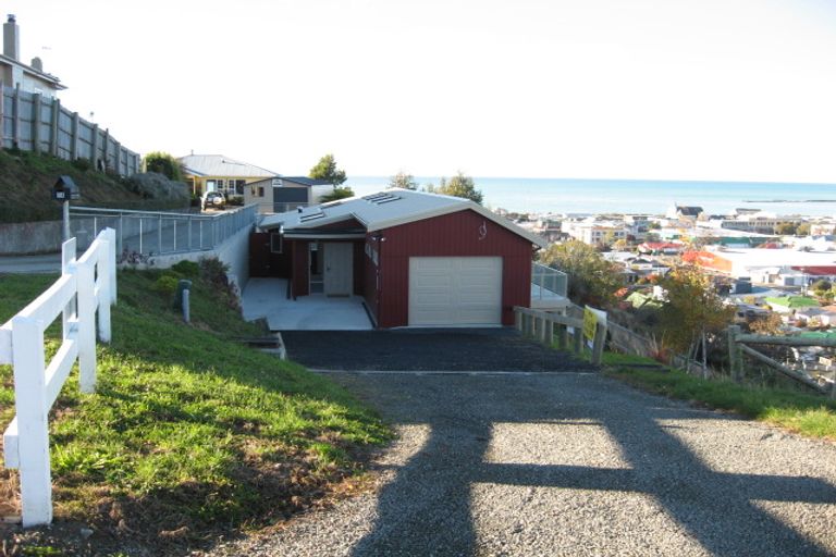 Photo of property in 12 Warren Street, Oamaru, 9400