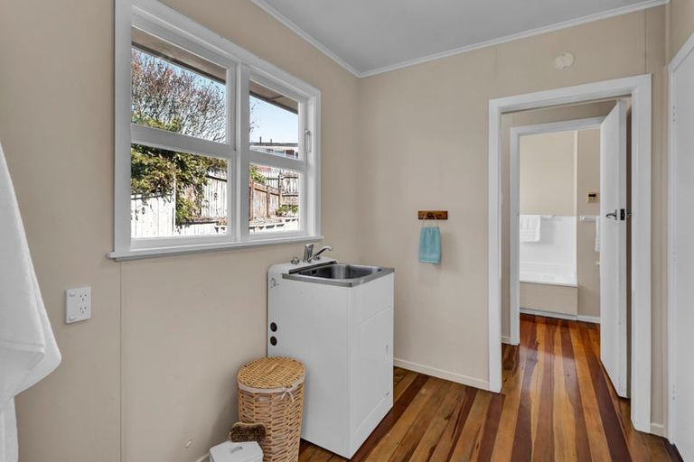 Photo of property in 182 Ngamotu Road, Spotswood, New Plymouth, 4310