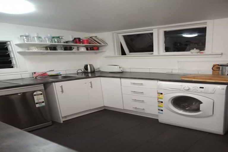 Photo of property in 136 Forth Street, North Dunedin, Dunedin, 9016