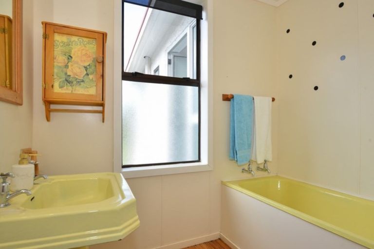 Photo of property in 16 Dominion Road, Te Hapara, Gisborne, 4010