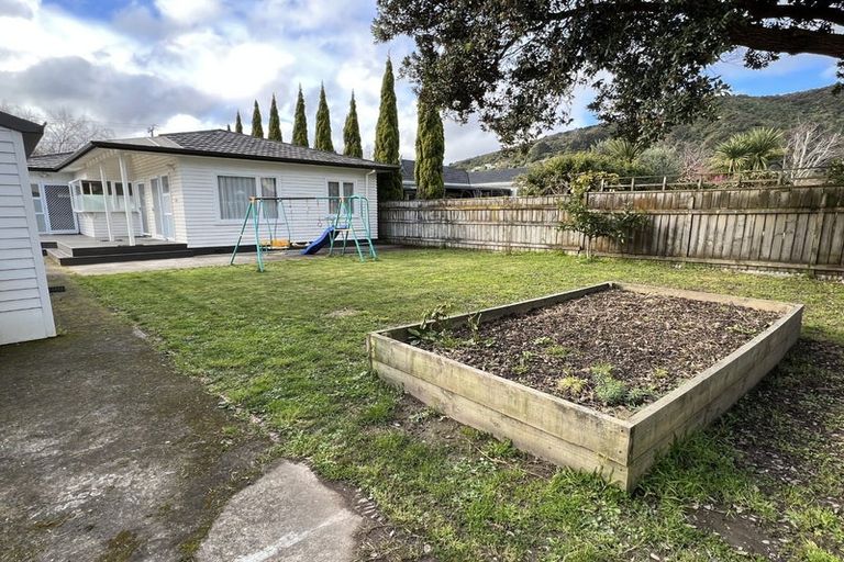 Photo of property in 8 Norton Park Avenue, Fairfield, Lower Hutt, 5011