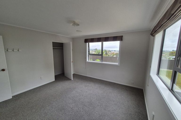 Photo of property in 38 Waihora Crescent, Waitangirua, Porirua, 5024