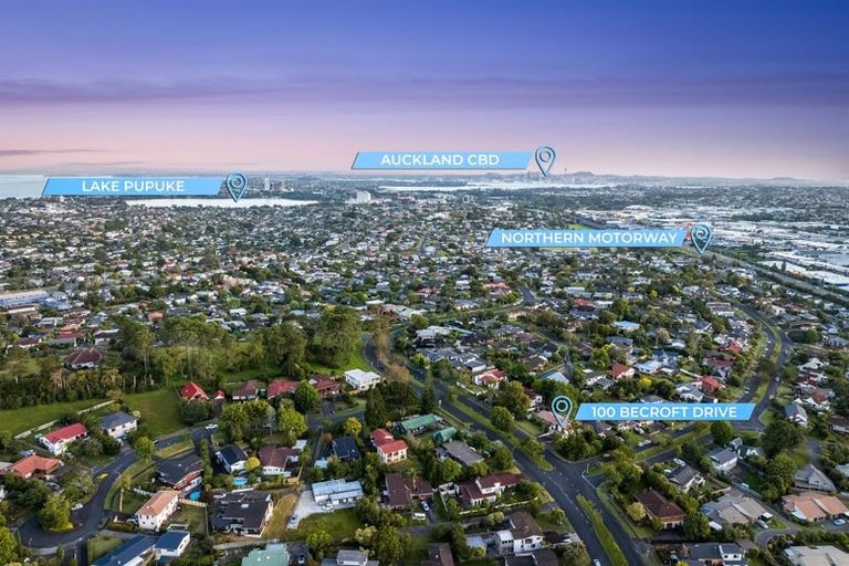 Photo of property in 100 Becroft Drive, Forrest Hill, Auckland, 0620
