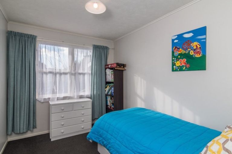 Photo of property in 86 Ruapehu Street, Paraparaumu, 5032