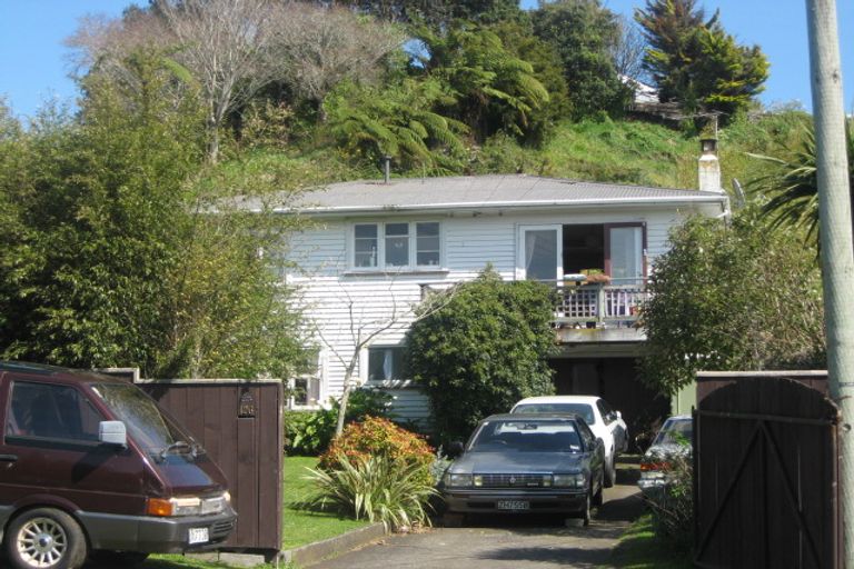 Photo of property in 126 Huatoki Street, Frankleigh Park, New Plymouth, 4310