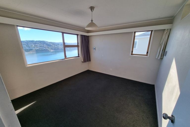 Photo of property in 27 Kaikoura Street, Maupuia, Wellington, 6022