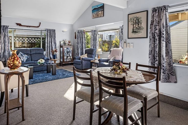 Photo of property in 22b Nixon Street, Kensington, Whangarei, 0112