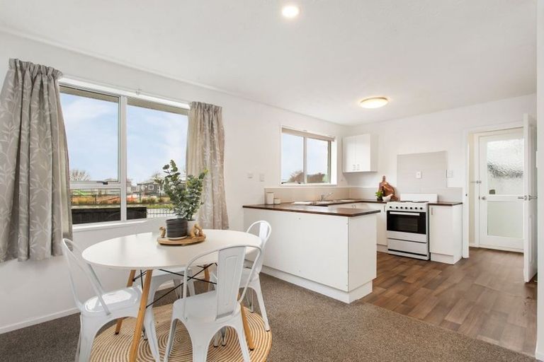 Photo of property in 15 Chadbury Street, Parklands, Christchurch, 8083