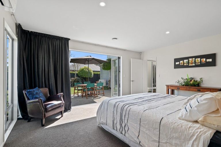 Photo of property in 15 Riverwood Boulevard, Redwood, Christchurch, 8051