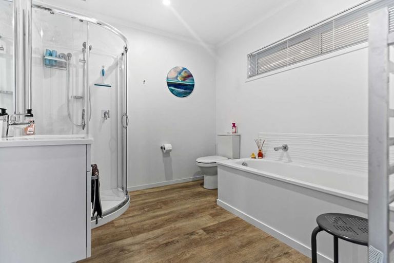 Photo of property in 20a Upper Bow Street, Raglan, 3225