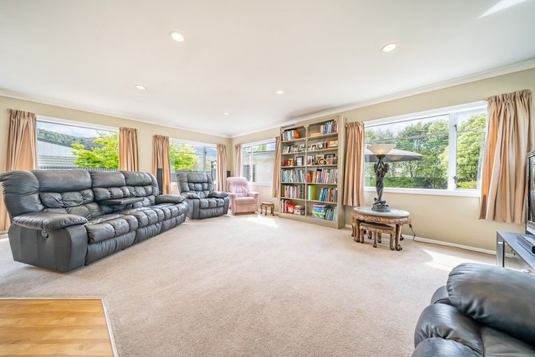 Photo of property in 94 Gibbons Street, Ebdentown, Upper Hutt, 5018