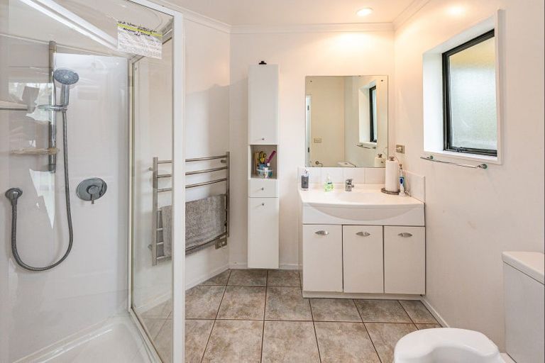 Photo of property in 74 Peakes Road, Springvale, Whanganui, 4501