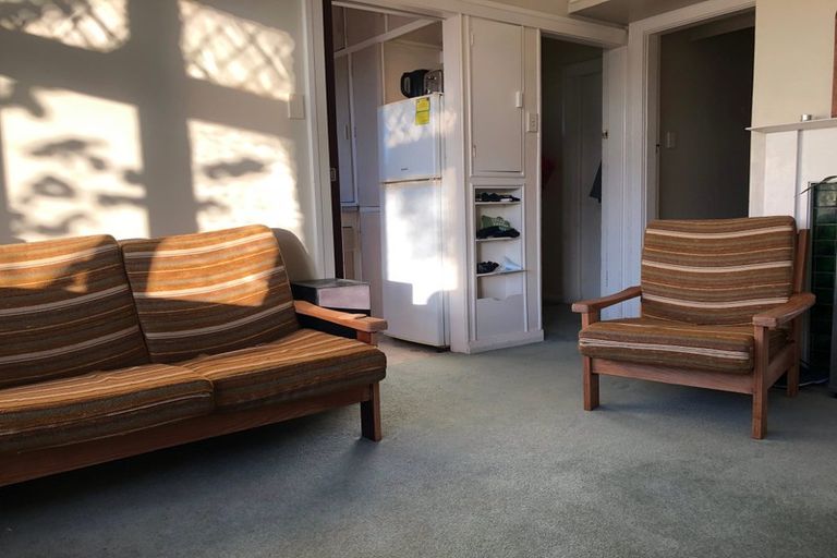 Photo of property in Carillion/the Knoll, 33 Thompson Street, Mount Cook, Wellington, 6011