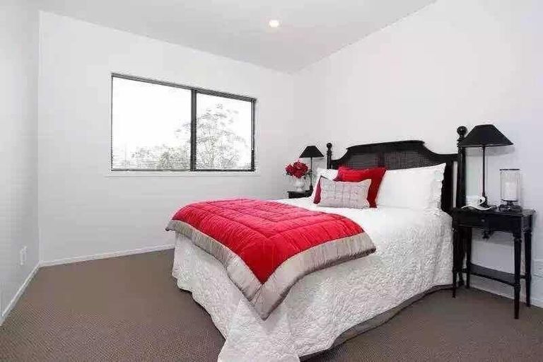 Photo of property in 15/167 Whitney Street, Blockhouse Bay, Auckland, 0600