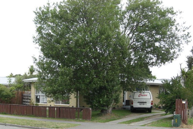 Photo of property in 34 Kuaka Crescent, Bromley, Christchurch, 8062