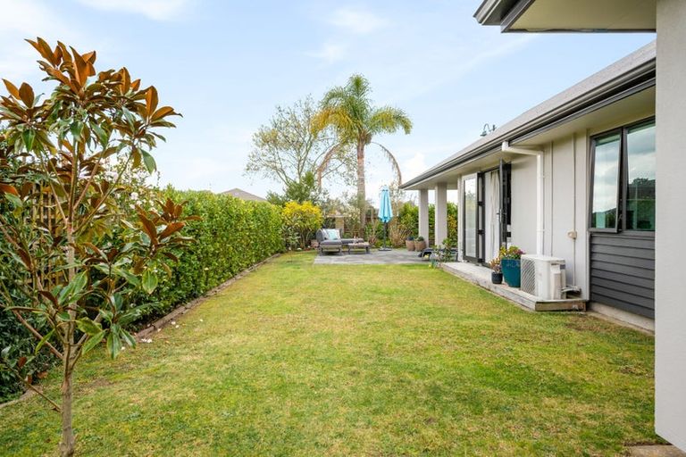 Photo of property in 1 Whitford Place, Rototuna North, Hamilton, 3210