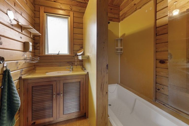 Photo of property in 10 Kamaka Crescent, Bridge Hill, Alexandra, 9320