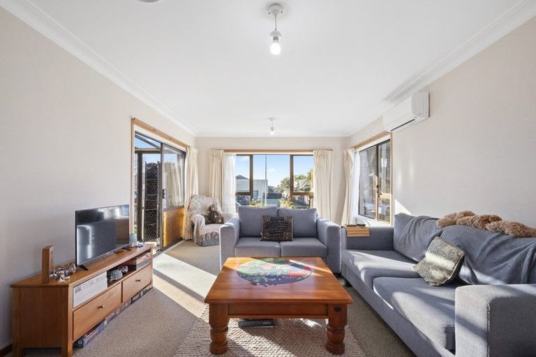 Photo of property in 4 Beresford Street, Pukekohe, 2120