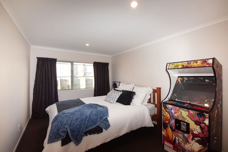 Photo of property in 187 Mark Avenue, Grenada Village, Wellington, 6037