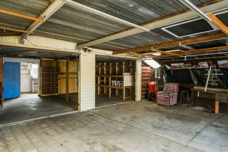 Photo of property in 42 Totara Street, Te Hapara, Gisborne, 4010