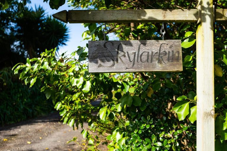 Photo of property in 80 Koutunui Road, Athenree, Katikati, 3177